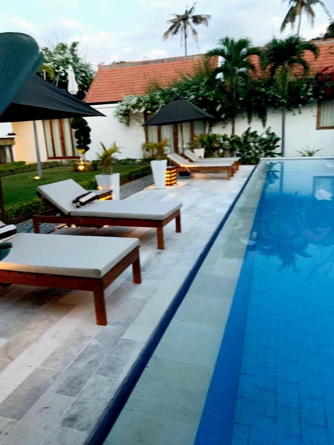 Bed and Breakfast The Edicha Lovina Exterior foto